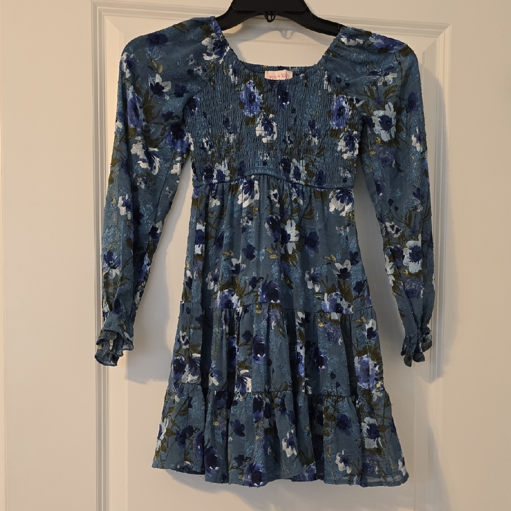 Allison & Kelly Floral Kids Dress in Beautiful Blues. Size 7
